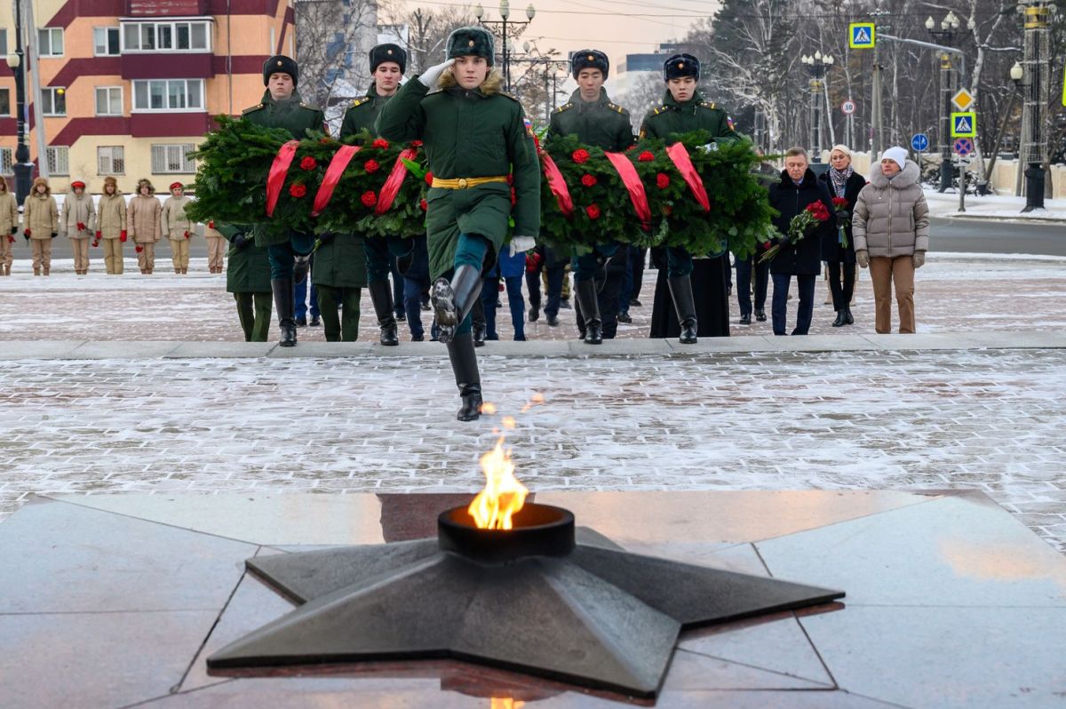 Вечный огонь Южно Сахалинск