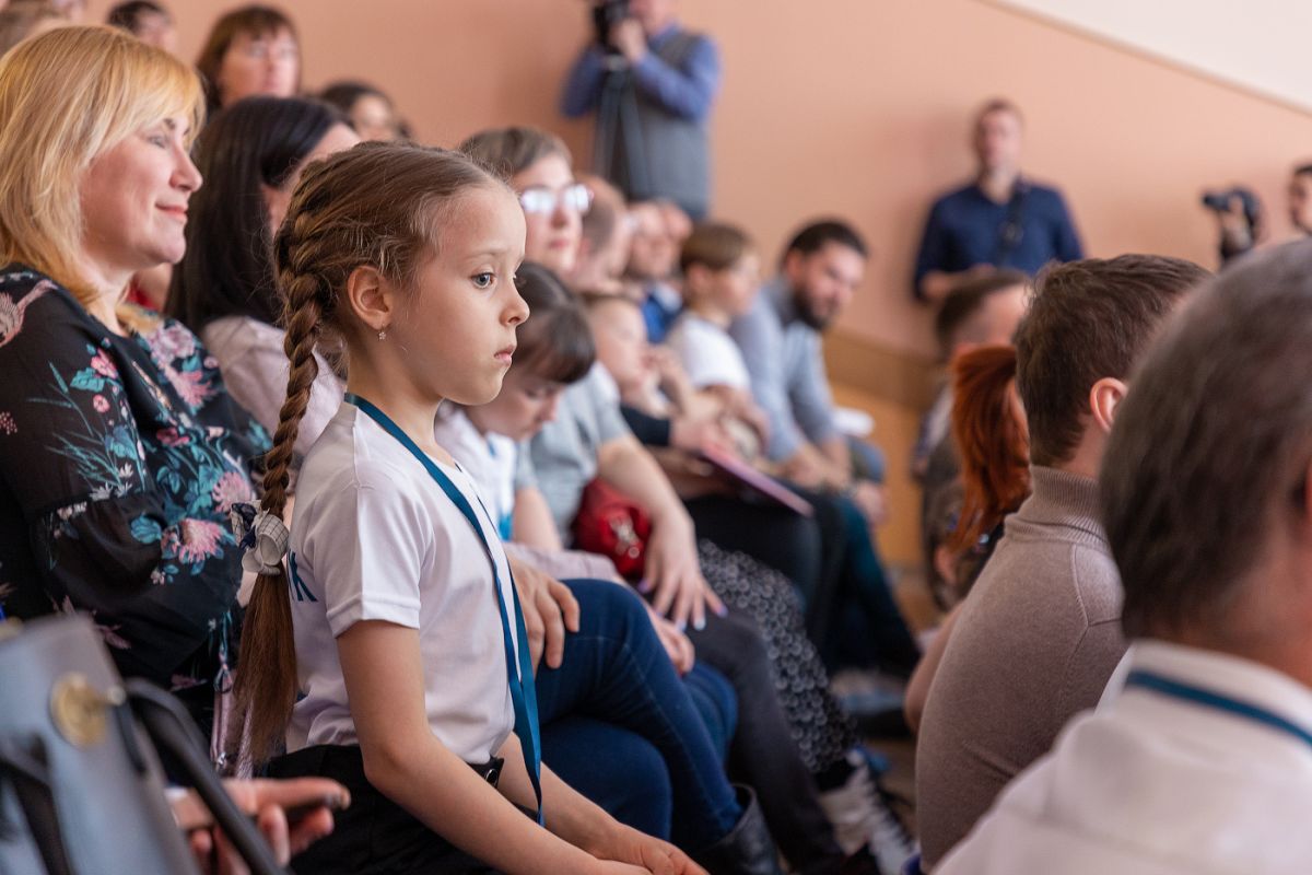 Мальчик отмечал. Преподавание в младших классах. Очень интересное детское. РАМОСТ Южно-Сахалинск. Гуревич педагогический колледж Южно-Сахалинск.