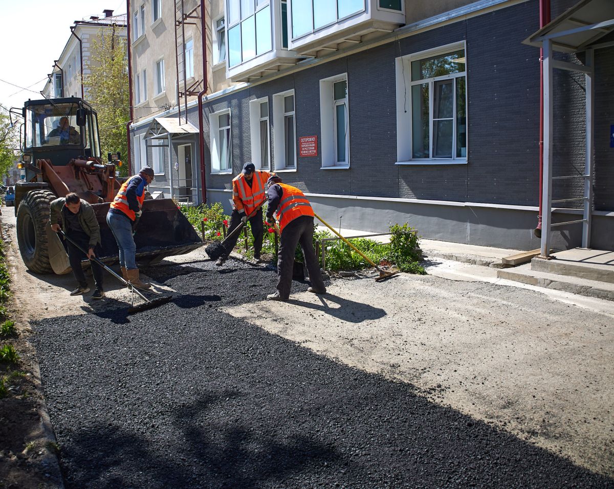 Благоустройство двора